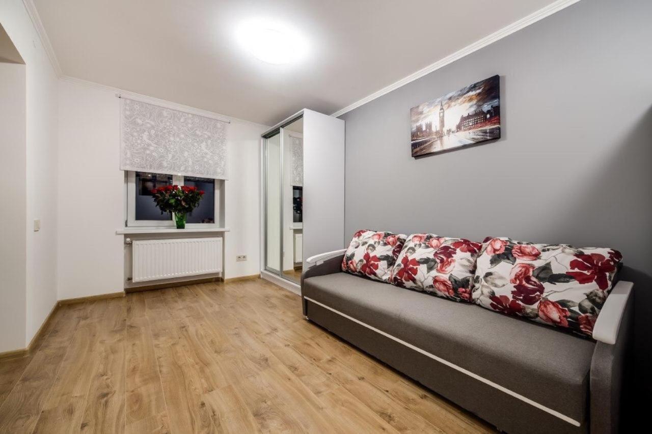 Apartments In Rynok Square Львов Экстерьер фото