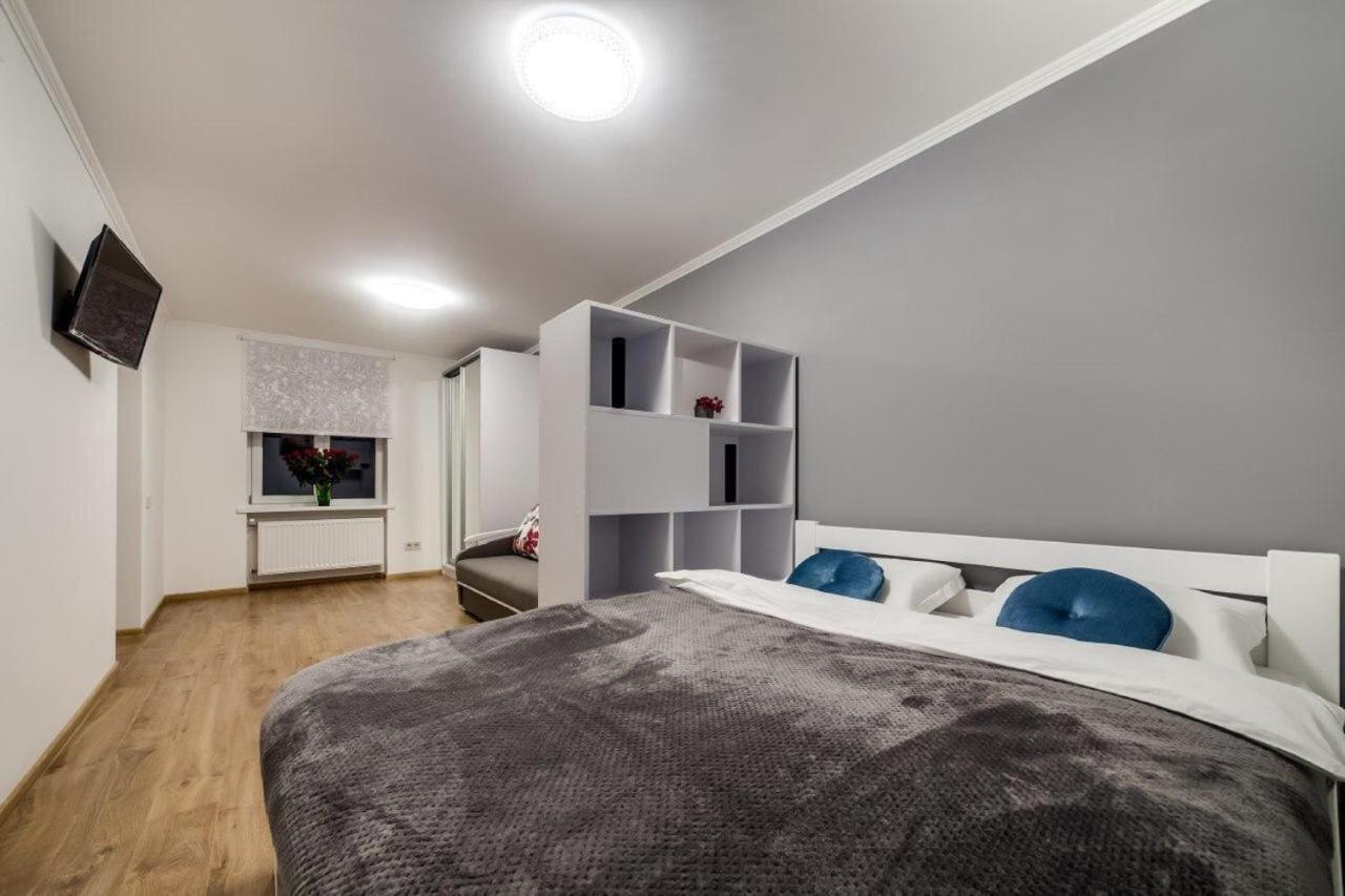 Apartments In Rynok Square Львов Экстерьер фото